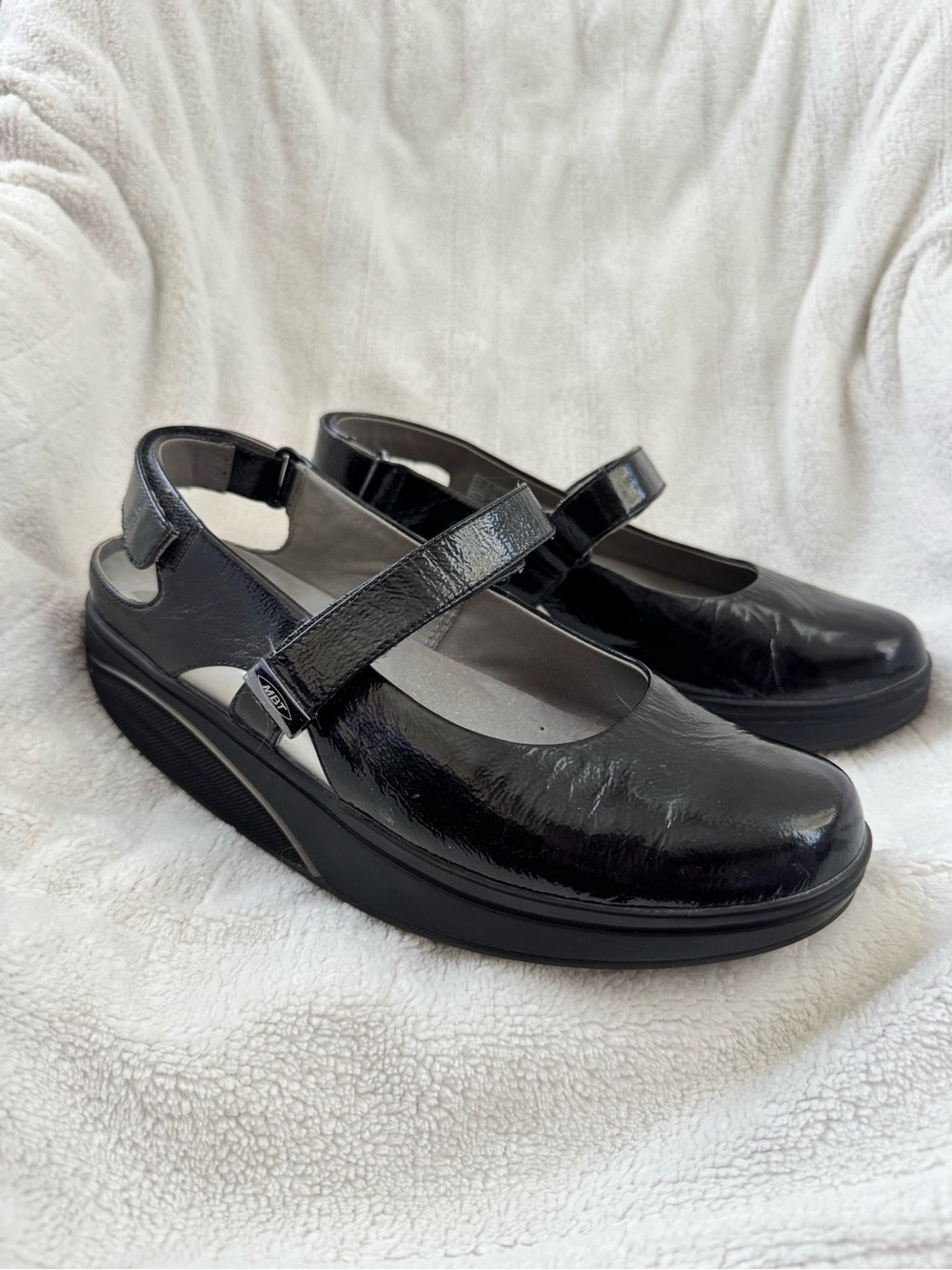 MBT black patent Mary Jane’s size 8.5